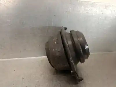 Автозапчастина б/у передня опора двигуна для mercedes-benz clase r (w251, v251) r 320 cdi 4-matic (251.125) посилання на oem iam a2512402717