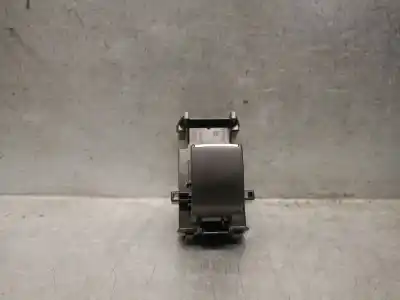 Pièce détachée automobile d'occasion Commande De Lève Vitre Avant Droit pour TOYOTA RAV 4 V (_A5_, _H5_) 2.5 HYBRID (AXAH52) Références OEM IAM 8481012110  8481012110