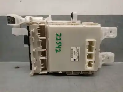 Peça sobressalente para automóvel em segunda mão  por TOYOTA RAV 4 III (_A3_)  Referências OEM IAM 8273042010  