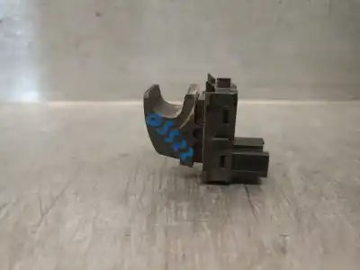 Pezzo di ricambio per auto di seconda mano interruttore alzacristalli anteriore destro per skoda rapid (nh3, nk3, nk6) 1.6 tdi riferimenti oem iam 5ja959855  5ja959855