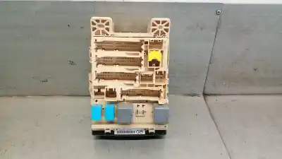 Second-hand car spare part fuse box unit for lexus rx (_u3_) 400h (mhu38_) oem iam references 827300w590  827300w590