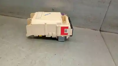 Second-hand car spare part fuse box unit for lexus rx (_u3_) 400h (mhu38_) oem iam references 827300w590  827300w590