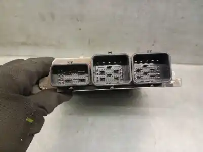Second-hand car spare part ecu engine control for citroen c4 picasso i monospace (ud_) 2.0 hdi 150 oem iam references 9677563880  9677563880