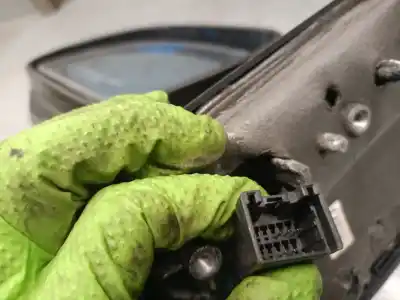 Автозапчасти б/у левое зеркало за ssangyong kyron 2.0 xdi ссылки oem iam 7893009121lak  7893009121lak