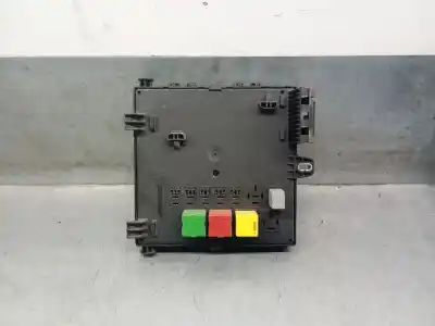 Second-hand car spare part fuse box unit for opel vectra c gts (z02) 2.0 16v turbo (f68) oem iam references 13189926  13189926