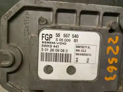 Pezzo di ricambio per auto di seconda mano centralina motore per opel vectra c gts (z02) 2.0 16v turbo (f68) riferimenti oem iam 55557540  55557540