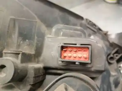 Second-hand car spare part left headlight for opel vectra c gts (z02) 2.0 16v turbo (f68) oem iam references 15588700  15588700