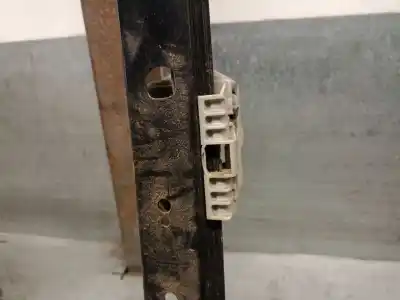 Автозапчасти б/у регулятор стекла переднего правого за audi q7 (4lb) 3.0 tdi quattro ссылки oem iam 4l0959802b  