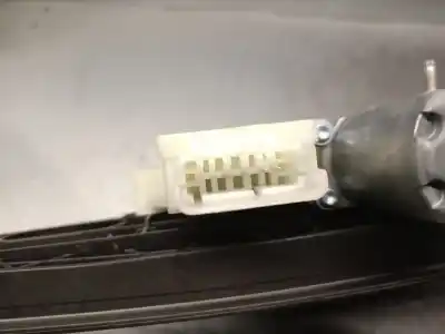 Second-hand car spare part passenger side right window regulator for renault captur ii (hf_) e-tech 160 oem iam references 807203293r  807203293r