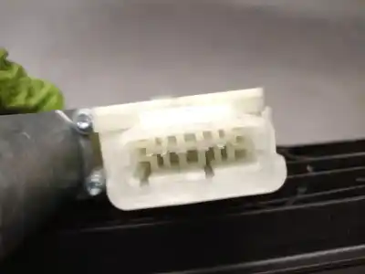 Second-hand car spare part driver left window regulator for renault captur ii (hf_) e-tech 160 oem iam references 807215326r  807215326r