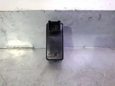 Second-hand car spare part right front power window switch for iveco daily vi furgón 33s16, 35s16, 35c16, 40c16, 50c16 oem iam references 5801511730  5801511730