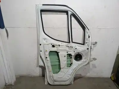 Second-hand car spare part left front door for iveco daily vi furgón 33s16, 35s16, 35c16, 40c16, 50c16 oem iam references 5801489558  5801489558