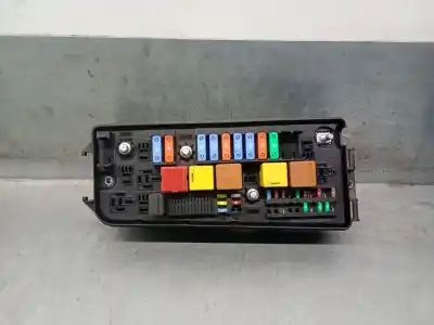 Second-hand car spare part fuse box unit for opel vectra c gts (z02) 2.0 16v turbo (f68) oem iam references 13187505