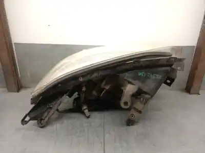 Автозапчастина б/у ліва фара для toyota rav 4 iii (_a3_) 2.2 d 4wd (ala30_) посилання на oem iam 8117042310  8117042310