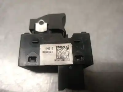 Second-hand car spare part right front power window switch for kia picanto iii (ja) 1.0 oem iam references 93575g6000  93581g6000