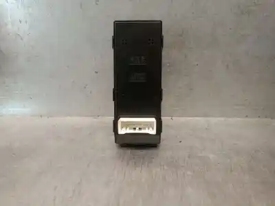 Second-hand car spare part left front power window switch for kia picanto iii (ja) 1.0 oem iam references 93570g6400  93571g6300