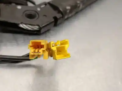 Автозапчастина б/у правий натяжач подушки безпеки для mercedes-benz clase r (w251, v251) r 320 cdi 4-matic (251.125) посилання на oem iam a2518600469  a25186004699051