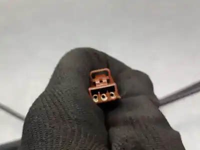 Автозапчастина б/у замок багажника / ворот для ford fiesta (cbk) 1.4 tdci cat посилання на oem iam 2s61a43102ag  1501840