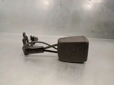 Pezzo di ricambio per auto di seconda mano gancio per cintura per audi a3 sportback (8ya) 35 tfsi riferimenti oem iam 8y0857740f