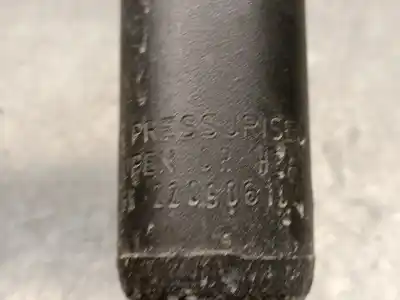 Автозапчастина б/у правий задній амортизатор для renault captur ii (hf_) e-tech 160 посилання на oem iam 562106663r  562106663r