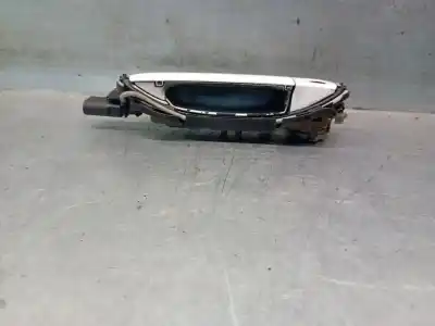 Автозапчастина б/у ліва передня зовнішня ручка для audi a4 b5 (8d2) 1.9 tdi посилання на oem iam 4b2837208  4b2837208