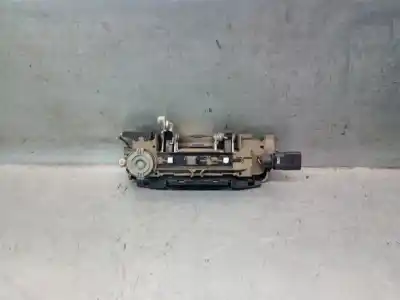 Автозапчасти б/у левая передняя наружная ручка за audi a4 b5 (8d2) 1.9 tdi ссылки oem iam 4b2837208  4b2837208