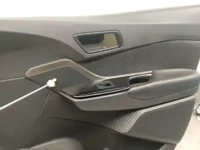 Автозапчасти б/у обивка передней правой двери за toyota c-hr (_x1_) 1.8 hybrid (zyx10_, zyx11_) ссылки oem iam 67061f4110c3  67610f4110c3