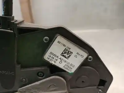 Peça sobressalente para automóvel em segunda mão fechadura da porta dianteira direita por ford focus iii turnier 1.0 ecoboost referências oem iam bm5aa21812bg