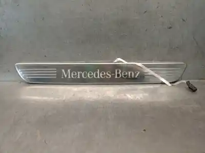 Автозапчастина б/у молдинг для mercedes-benz glc (x253) 220 d 4-matic (253.905, 253.903) посилання на oem iam a2056807003