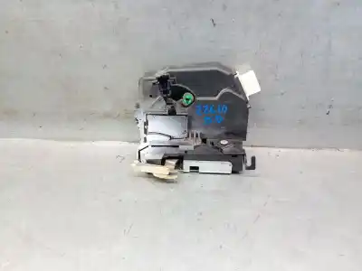 Recambio de automóvil de segunda mano de Cerradura Puerta Delantera Derecha para MINI (BMW) MINI (R50, R53) COOPER referencias OEM IAM 51200556769  51200556769