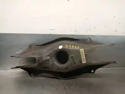 Автозапчастина б/у задній нижний правий ригель підвіски для mercedes-benz glc (x253) 220 d 4-matic (253.905, 253.903) посилання на oem iam a2053522000