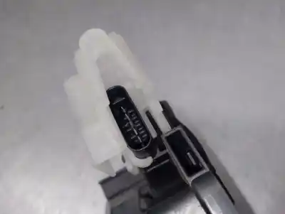 Автозапчасти б/у замок передней правой двери за mercedes-benz gla (h247) gla 200 d 4-matic (247.713) ссылки oem iam a0997202402  a0997302801