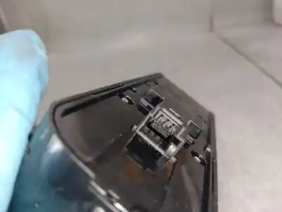 Автозапчасти б/у выключатель левого переднего окна за mercedes-benz gla (h247) gla 200 d 4-matic (247.713) ссылки oem iam a1679059803  a1679059803