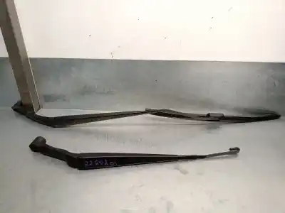Recambio de automóvil de segunda mano de brazo limpia delantero derecho para renault kadjar (ha_, hl_) 1.3 tce 140 referencias oem iam 288860455r