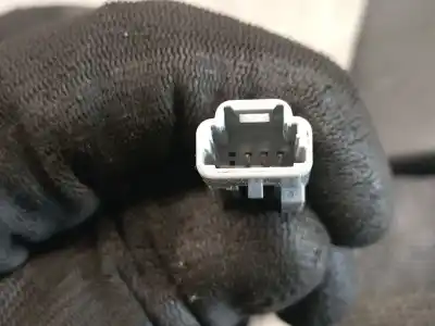 Автозапчасти б/у левый задний крюк ремня за dacia duster (hm_) 1.6 sce 115 (hmm1) ссылки oem iam 888432859r  888432859r