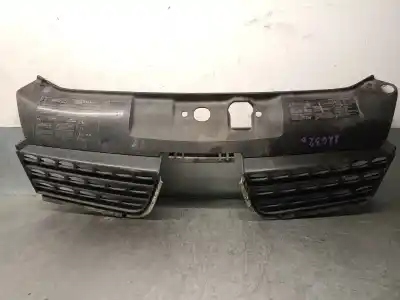 Автозапчасти б/у передняя решетка за RENAULT CLIO II FURGONETA/HATCHBACK (SB0/1/2_) 1.5 DCI ссылки OEM IAM 8200083138  8200083138