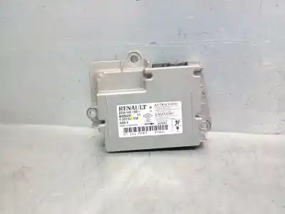 Pièce détachée automobile d'occasion boitier de commande d'airbag pour renault clio iii (br0/1, cr0/1) 1.5 dci (c/br0g, c/br1g) références oem iam 8200645158
