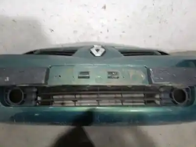 Pezzo di ricambio per auto di seconda mano paraurti anteriore per renault megane ii sedán (lm0/1_) 1.9 dci (lm0g, lm1g, lm2c) riferimenti oem iam 7701474484  7701474484