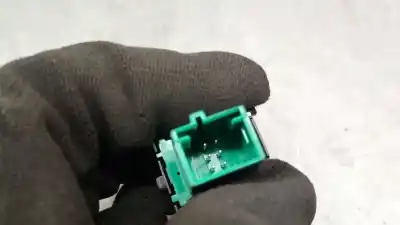 Second-hand car spare part switch for peugeot 508 ii (fb_, fh_, f3_) 2.0 bluehdi 160 (fhehyr) oem iam references 9817026977  98170269zd