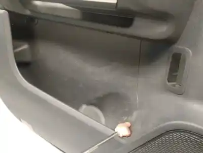 Автозапчасти б/у обивка левой передней двери за mercedes-benz gla (h247) gla 200 d 4-matic (247.713) ссылки oem iam a2477204101  a2477203306