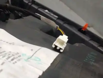 Автозапчасти б/у обивка левой передней двери за mercedes-benz gla (h247) gla 200 d 4-matic (247.713) ссылки oem iam a2477204101  a2477203306