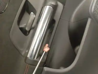 Автозапчастина б/у обкітка задніх лівіх дверей для mercedes-benz gla (h247) gla 200 d 4-matic (247.713) посилання на oem iam a2477302301  a2477302301