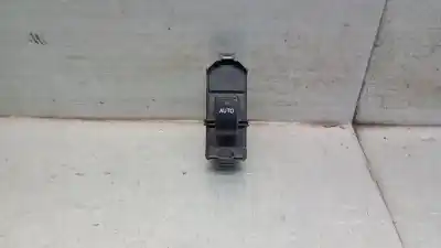 Peça sobressalente para automóvel em segunda mão botão / interruptor elevador vidro traseiro direito por lexus rx (_u3_) 400h (mhu38_) referências oem iam 8403048070