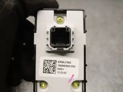 Автозапчасти б/у управление задними правыми стеклами за kia xceed (cd) 1.6 crdi 115 ссылки oem iam 93590j7050  93590j7050