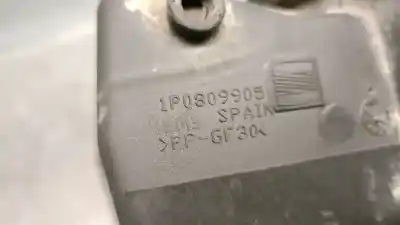 Автозапчасти б/у наружная крышка топлива за seat leon (1p1) 1.9 tdi ссылки oem iam 1p0809905  1p0809905