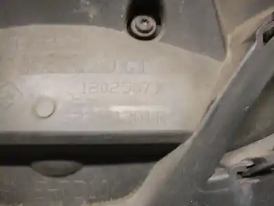 Автозапчастина б/у передня решіта для renault kangoo / grand kangoo ii (kw0/1_) 1.5 dci 110 (kw06, kw12) посилання на oem iam 623101381r  623101381r