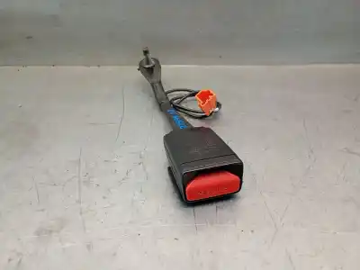 Автозапчасти б/у КРЮК ДЛЯ ПОЯСА за LAND ROVER DISCOVERY SPORT (L550)  ссылки OEM IAM FK7261208AD  LR061304