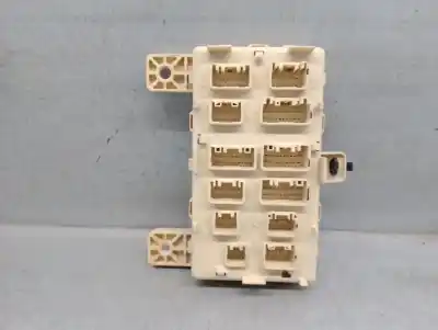 Peça sobressalente para automóvel em segunda mão caixa de fusíveis e relés por lexus rx (_u3_) 400h (mhu38_) referências oem iam 8267148010