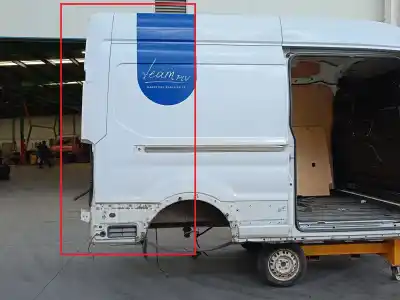 Автозапчасти б/у заднее правое крыло (обрезано) за ford transit v363 furgón (fcd, fdd) 2.0 ecoblue ссылки oem iam 1846550  bk31v200k22df