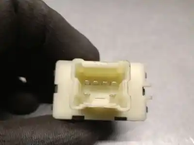 Автозапчасти б/у управление задними правыми стеклами за renault kangoo / grand kangoo ii (kw0/1_) 1.5 dci 110 (kw06, kw12) ссылки oem iam 254217475r  254217475r